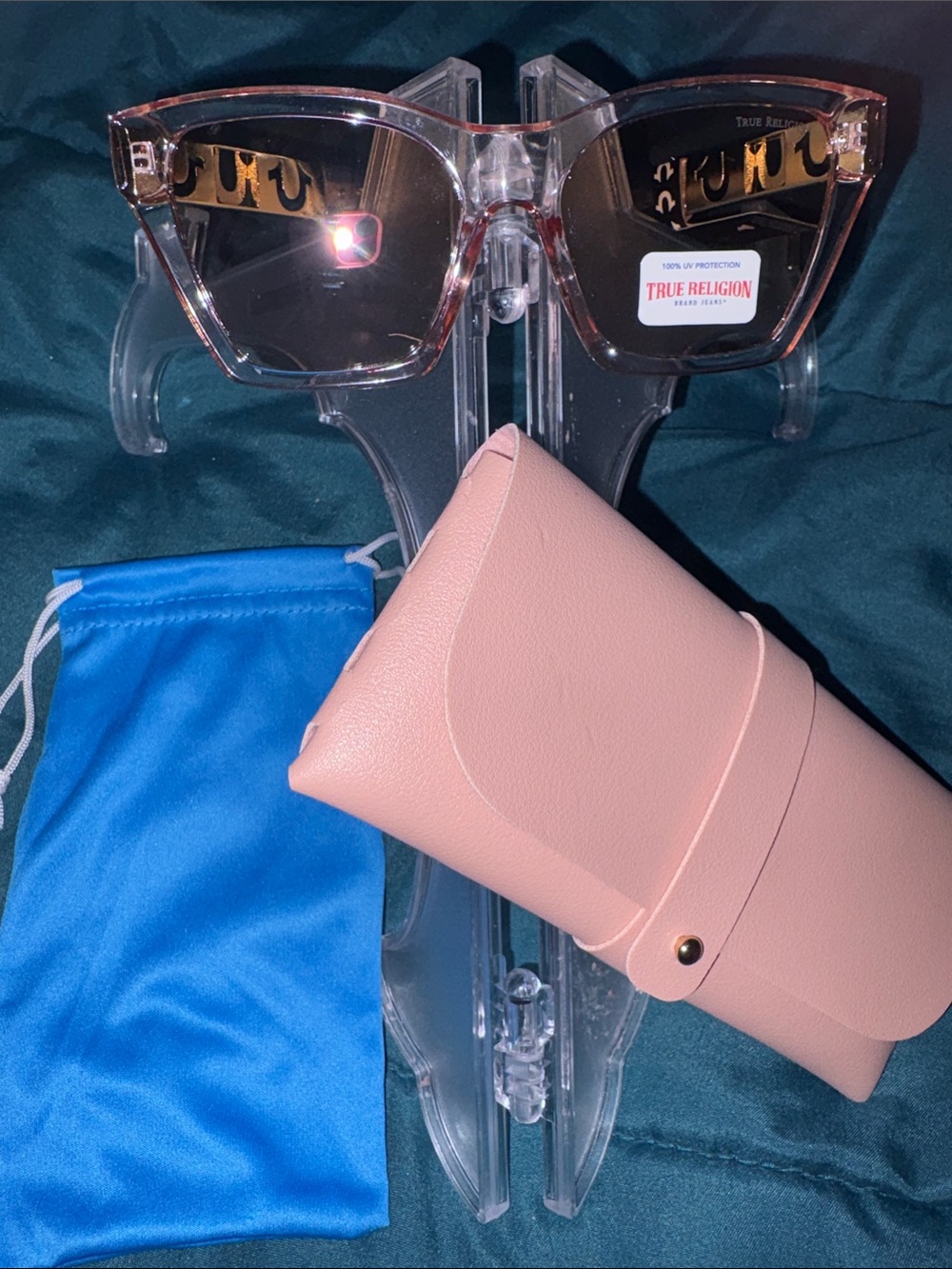 True Religion Light Pink Women's Sunglasses w/ free unbranded Pink Case & slee